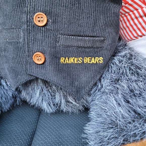 Raikes Bear Card Dealer Wooden Face and Paws - Picture 2 of 11